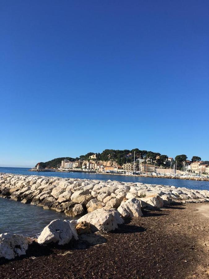 Le Gabian, Duplex Proche Plage Et Centre Sanary-sur-Mer Eksteriør bilde